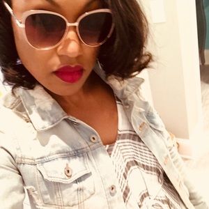 Meet your Posher, Jennifer